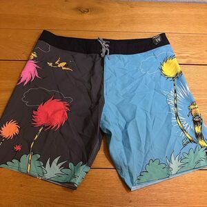 NWT Billabong Men's Lorax Sundays Pro Boardshorts size 38